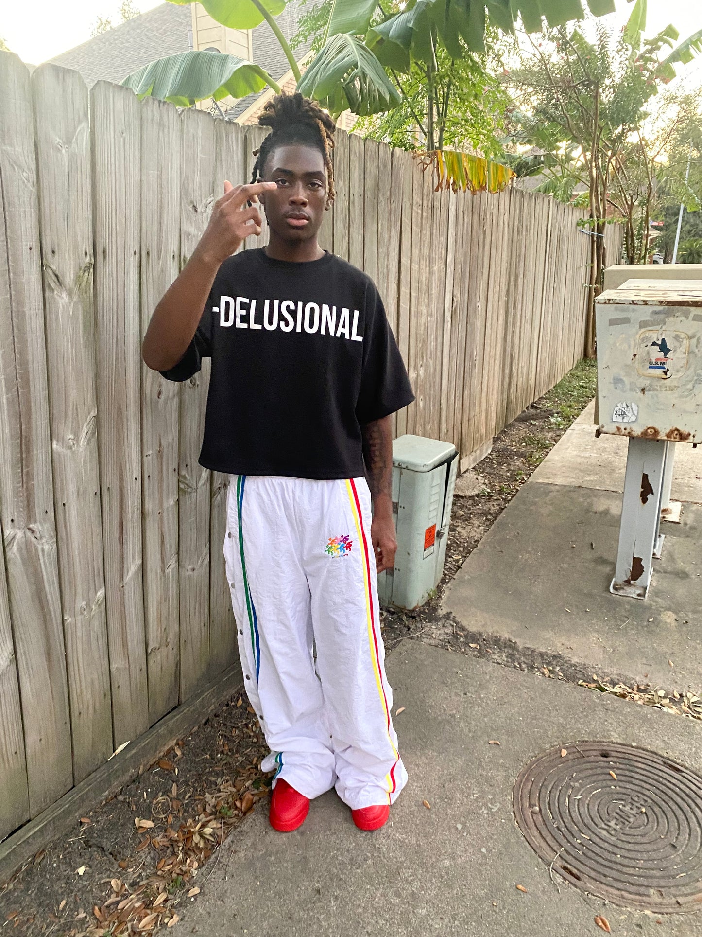 MC -DELUSIONAL- Oversized Tee (Black)